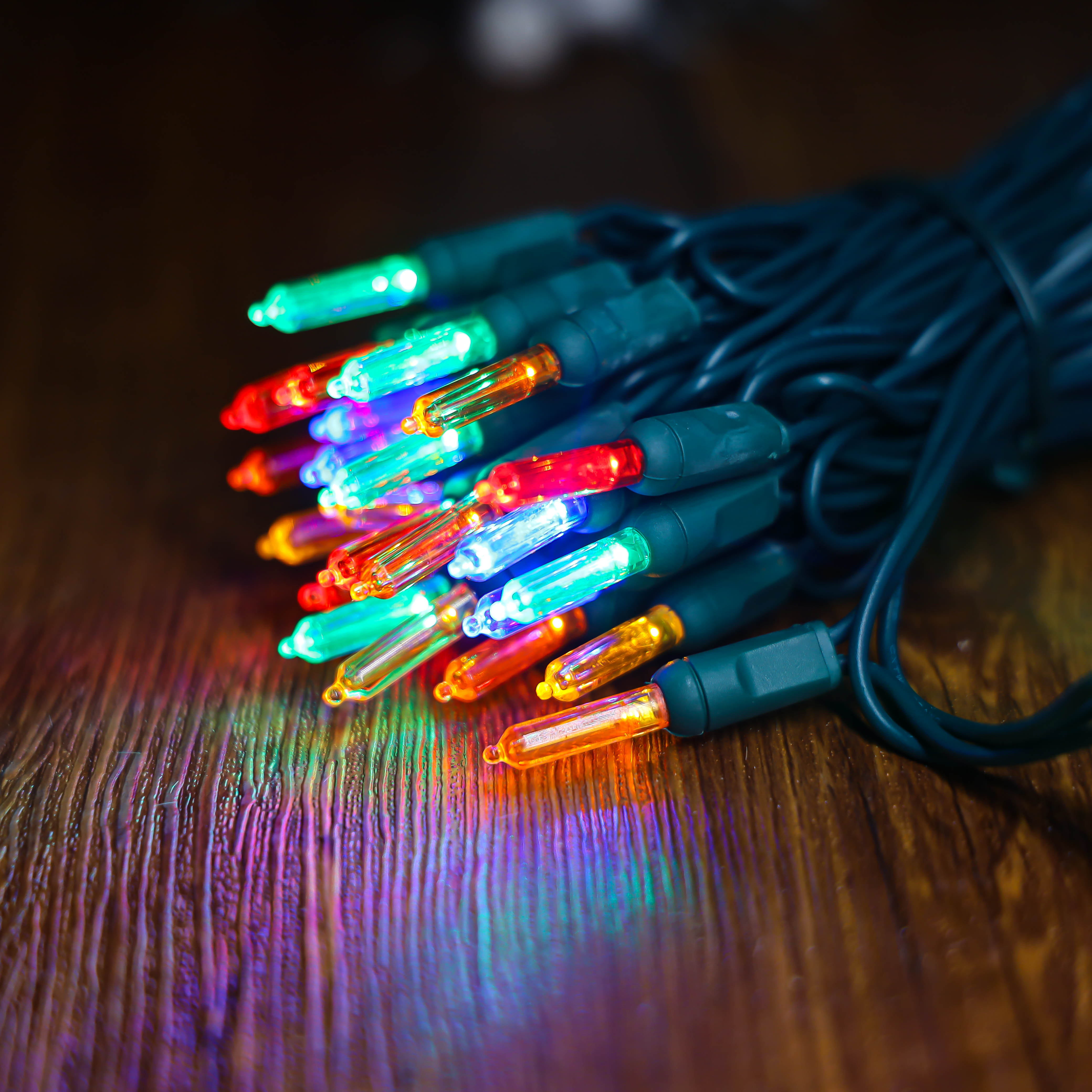 La secuencia multi de las luces de la Navidad de la UL T5 LED enciende la prenda impermeable determinada de la luz del alambre verde al aire libre