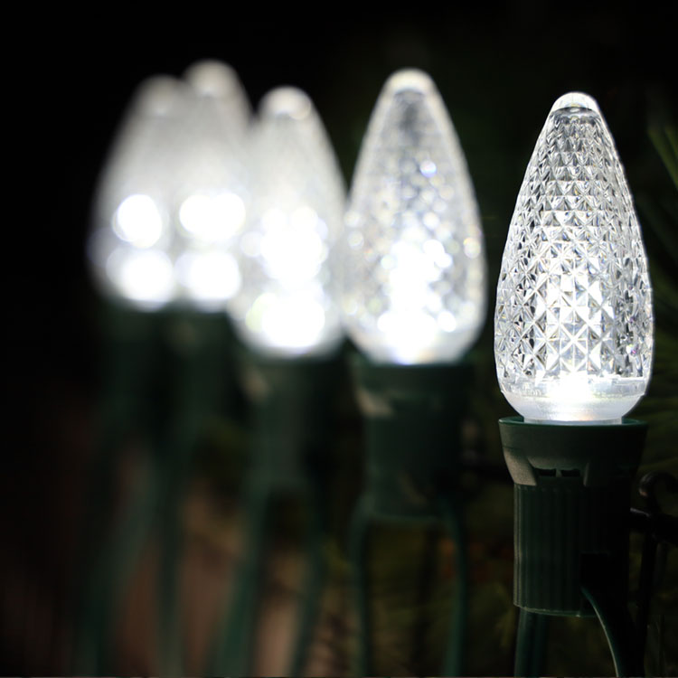 Los bulbos del reemplazo de C9 Minleon LED refrescan la prenda impermeable blanca de la UL del bulbo de la Navidad