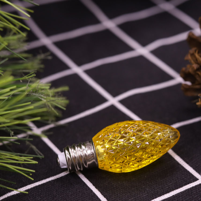 Prenda impermeable al aire libre del uso de la UL amarilla del bulbo de la Navidad de los bulbos del reemplazo de C7 Minleon LED