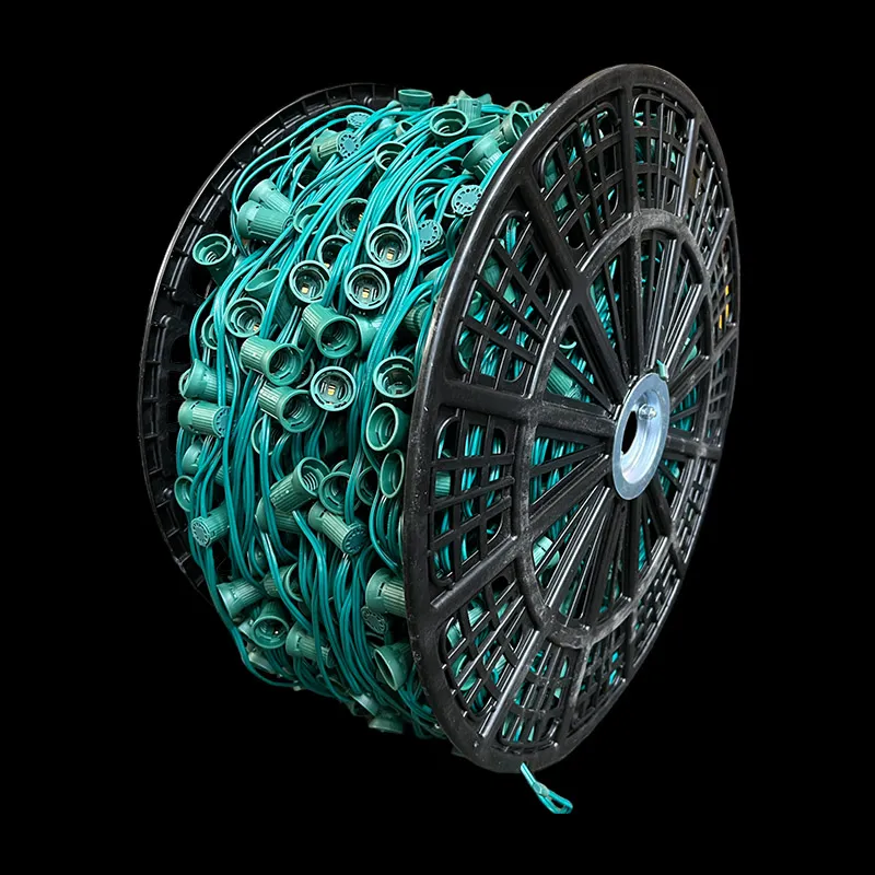 Cable hembra C9 SPT-2 de 1000 ′, espaciado de 15 ″, verde
